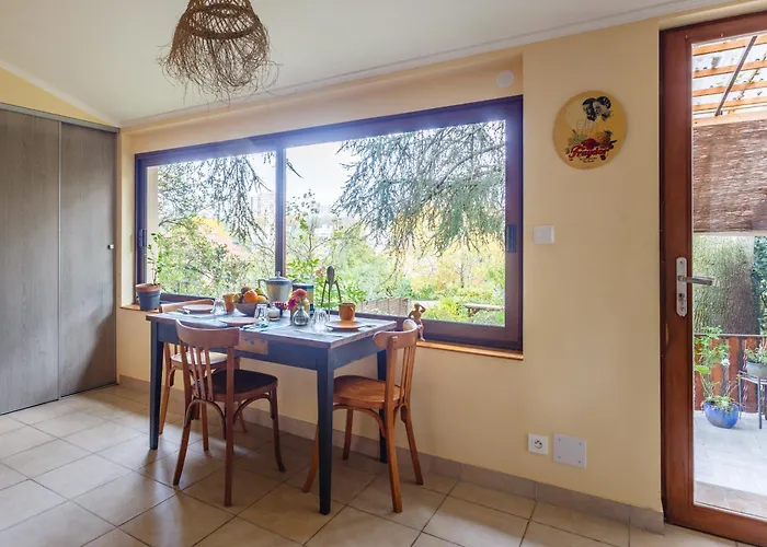 בית אירוח Les Magnolias *